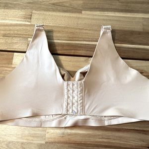 Serenada bra Fits like 40c